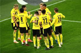 Discover more posts about raphael guerreiro. Bvb Einzelkritik Haaland Als Chancentod Reus Und Guerreiro Belohnen Sich Halterner Zeitung