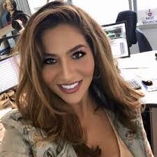 Renee Castle's Instagram, Twitter & Facebook