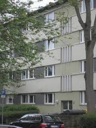 In tannenbusch überwiegen mittlere und einfache für bestandswohnungen sind die mieten im betrachtungszeitraum über alle lagen hinweg stark. 4 Zimmer Wohnung Zu Vermieten 53119 Bonn Ot Tannenbusch Alt Marienburger Str 15 Mapio Net