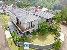 Need to translate sewa rumah from indonesian? Rumah Jendela Dago Pakar Bisa Di Sewa U Syuting Villas For Rent In Cimenyan Jawa Barat Indonesia