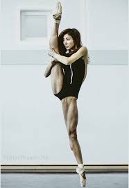 Mit ihrem „infantil post modernen stil, bricht marinaballerina regelmäßig die grenzen der suche nach kategorisierung. Drawing Model Ballerina Marina Kanno