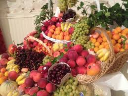 Table De Fruit Le Verger Saint Paul Paris 4eme Fruit Cocktails