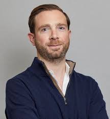 Connecting Financial Leaders