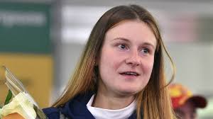 Russians and americans must be friends. Mariya Butina Vernulas V Rossiyu Novosti Mir Kommersant