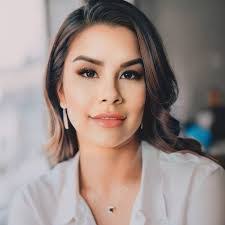 Bianca Barron's Instagram, Twitter & Facebook