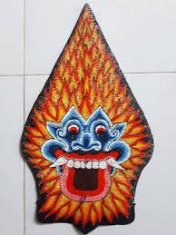 Sedangkan benda 3d ini hanya bisa dilihat oleh orang yang bisa menitik. Gunungan Wayang Kulit Full Detailed Large Size Free Delivery From The Shadows Theater In Java Isl Wayang Kulit Gunungan Wayang Shadow Theatre