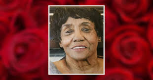 Kay Waller's Instagram, Twitter & Facebook