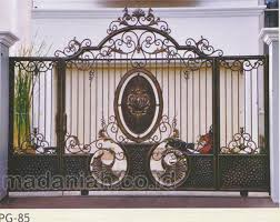 Selain besi dan batu, elemen. Pintu Pagar Rumah Besi Tempa Model Klasik Yogyakarta Madaniah