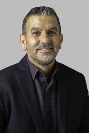 Genesco promotes Gallione to senior VP