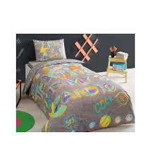 24h içinde kargo, taksit ve kapıda ödeme imkanıyla ürün satın almak için doğru tercih. Tac Ranforce Tek Kisilik Nevresim Takimi Click Gri 3d Gozluk Hediyeli