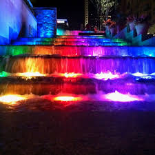 Waterfalls At The Banks Cincinnati Oh Would Be Pretty For Sam S Senior Photo S At Night If She Was Wearing W Downtown Cincinnati Cincinnati Cincinnati Ohio