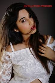 Professional Photo Editing Services in Walkeshwar, Mumbai. Enhance Your  Pictures Instantly!