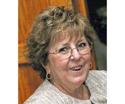 Beverly Hampton's Instagram, Twitter & Facebook