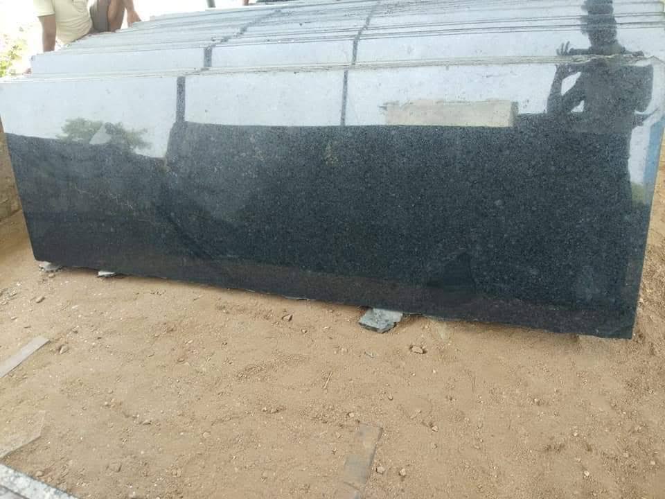 R Black Granite product image