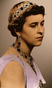 Hesse Fleur-de-Lys Tiara