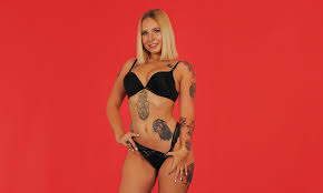 Fresh Faces: Stella Raee | AVN