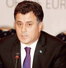 DOKLE ZBULON: CFARE I KERKOI RAMA FYLES