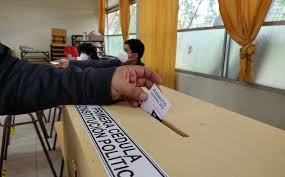 (ingrese run sin puntos y con guión) hcaptcha. Chile Inicia Votacion Para Cambiar Constitucion En Tiempos De Covid 19