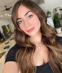 Tracy Solis's Instagram, Twitter & Facebook