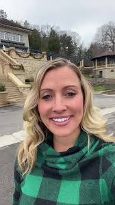 Charlie Mayo's Instagram, Twitter & Facebook