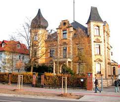 Frau esther schönknecht gräfenhainicher wohnungsgesellschaft mbh 6 wohnen am randes des see`s! 3 Zimmer Wohnung Zu Vermieten Rudolf Breitscheid Strasse 8 06773 Grafenhainichen Wittenberg Kreis Mapio Net