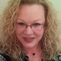 Lisa Lemos's Instagram, Twitter & Facebook