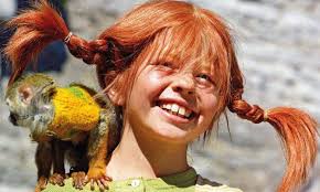 Skúlanæmingarnir eru óførir at skriva💌 Seinasta freist at fáa jólakortini  klár er í morgin fyrrapart, tá Posta kemur út á skúlarnar at heinta  jólakortini💌