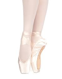 Russian Pointe Muse Pointe Shoe Fm