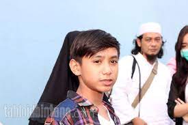 Ia adalah seorang artis di aplikasi tik tok, sebuah catatan kaki: Alasan Prabowo Mondardo Gunakan Nama Bowo Alpenliebe Di Tik Tok Seleb Tempo Co