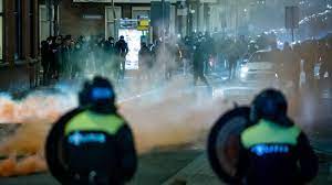 Curfews have been imposed in the netherlands for the first time since wwii. Covid Dutch Curfew Riots Rage For Third Night Bbc News