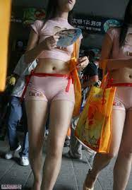 Hot girls in yoga pants. Camel Toe Pics Young Bald Pussy In Tight Panties Myautoklass Ru