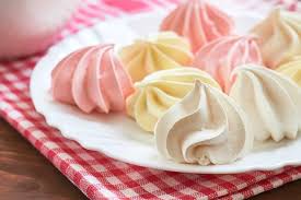 L Incroyable Astuce Pour Faire Des Meringues En 60 Secondes A Peine Recette Meringue Facile Meringue Facile Et Rapide Recette Dessert