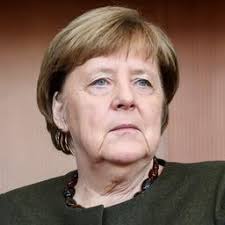 Migrationspolitik: Holocaust-Überlebender gibt Verdienstkreuz zurück