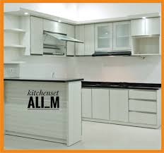 Mulai dari memilih kitchen set dengan tempat penyimpanan yang beragam hingga memadukannya dengan lampu led, beberapa referensi ini layak dijadikan inspirasi. Home Kitchen Set Minimalis Depok