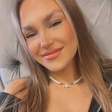 LIV (@livyyxh) • Threads, Say more