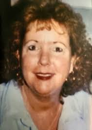 Linda Rizzi's Instagram, Twitter & Facebook