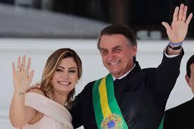 Jair bolsonaro, 66, went into a medical facility in brasilia early on wednesday and was feeling. Brazil First Lady Michelle Bolsonaro And Husband President Jair Bolsonaro Abc News Australian Broadcasting Corporation
