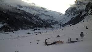 Der klausenpass ist ab sofort für jeglichen verkehr geöffnet. Urnerboden Sud West Verkehrsverein Seilbahn Fisetengrat Wetter Swiss Webcams