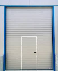 Sehr wichtig wenn sie ein wohnmobil mieten wollen. Xxl Garagen Lagervermietung Schmidt Ihr Selfstorage In Augsburg