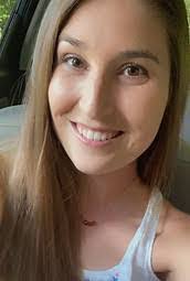 Ashley Doud's Instagram, Twitter & Facebook