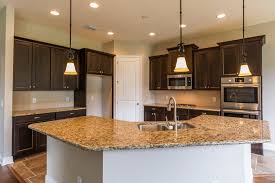 Color Wheel Splodgy Cl2653w Santa Cecilia Granite Adams Maple Espresso Cabinets Shaw Valencia Santa Cecilia Granite Granite Kitchen Granite Kitchen Counters