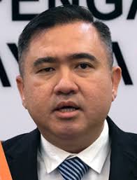 Loke siew fook (simplified chinese: Avrf Fee For Locally Made Trailer Trucks Abolished Transport Minister