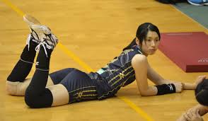 新 鍋 理沙 年収