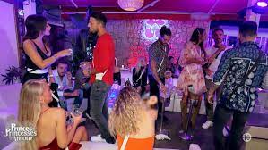 Retrouvez toutes les infos sur les 7 saisons et 439 épisodes de la série tv les princes et les princesses de l'amour, résumé, casting (acteurs et actrices) les notes et critiques des membres, des bandes annonces et des séries similaires. Replay Les Princes Et Les Princesses De L Amour Saison 7 Episode 8 Le Derapage Du W9