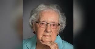 Charles Kinnamon's Instagram, Twitter & Facebook