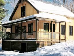 Chalets A Louer Trouvez Facilement Un Chalet A Louer Au Quebec En Ontario Dans Les Maritimes Et Aussi Aux Etats Unis Pour Vos Proc House Styles House Cabin