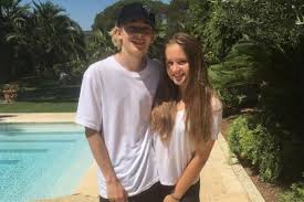 The first born daughter of vocalist and reality star carmen geiss. Morddrohungen Gegen Davina Geiss Jetzt Meldet Sich Ihr Flirt Leondre Zu Wort Gala De