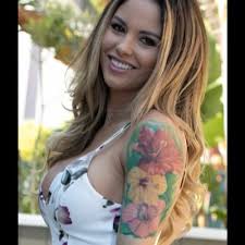 Kristen Strout (@r1_vette_babe23)