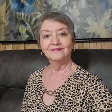 A newbie question. I am about to use my frog mould for the first time and  after watching some videos, I notice they pour them in layers. My question  is, how many