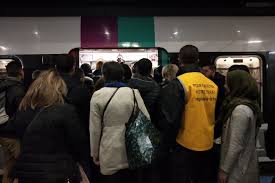 Les cheminots de la sncf étaient en pointe des mouvements de grève qui ont paralysé la france il y a 23 ans. Greve A La Ratp Et A La Sncf Lundi 27 Janvier Trafic Normal Sur Toutes Les Lignes De Metro Rer Transilien Actu Seine Saint Denis